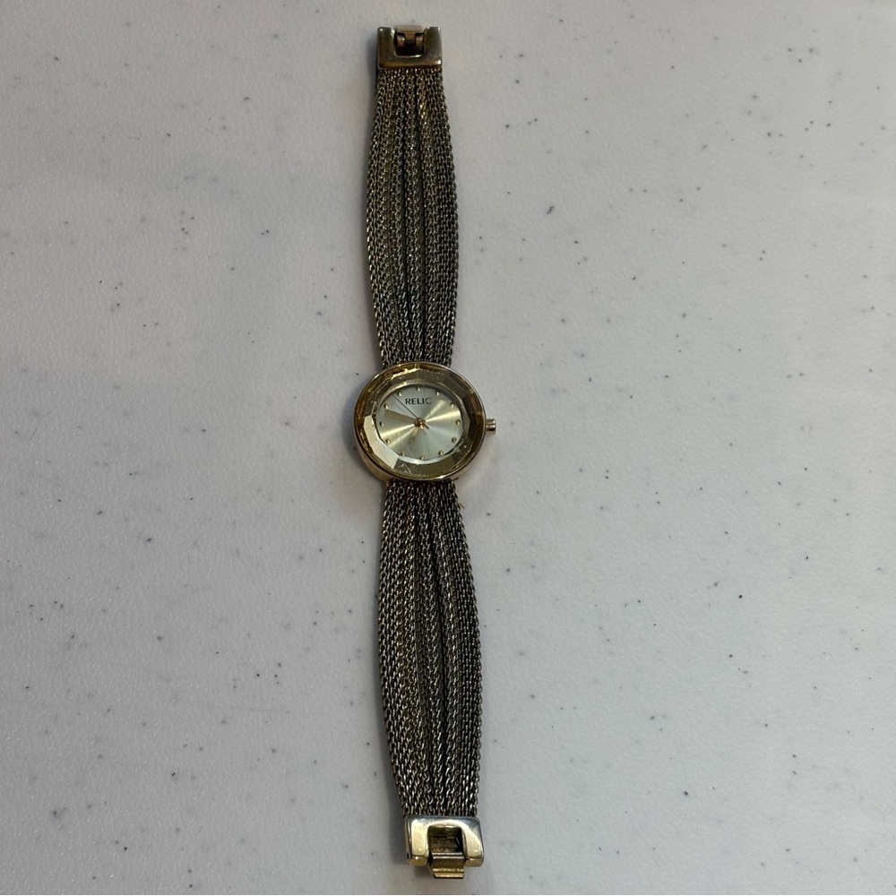 RELIC ZR33572 All Stainless Steel Quartz Women's Watch Chain Band Bracelet